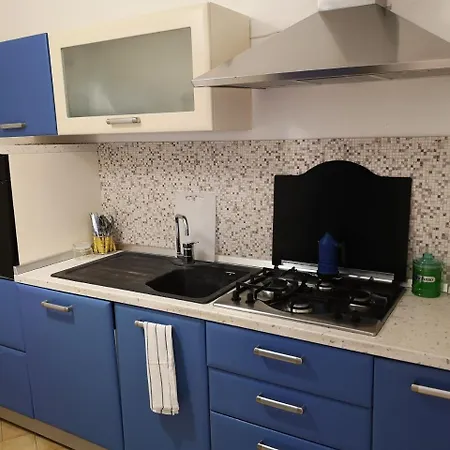 Mercede 34 Small Villa
