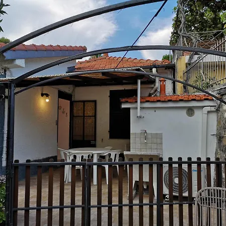 Mercede 34 Small